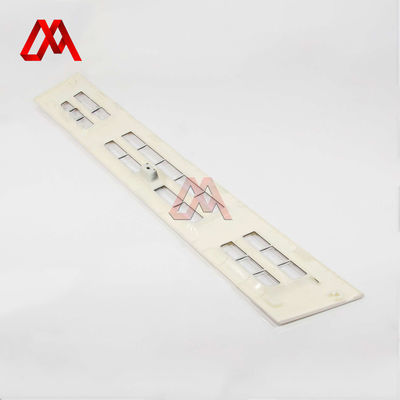 Truck Spare Parts Grill 8975830484 5970765130 8-97583048-4 5-97076513-0 for ISUZU NPR 