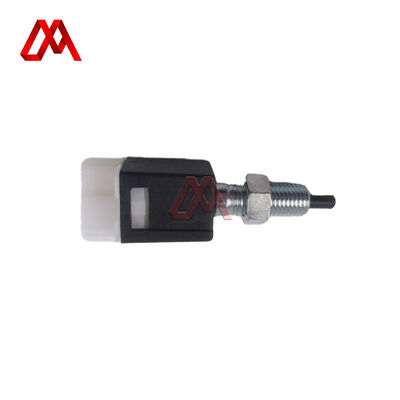 8-97358248-0 Clutch Switch 8973582480 for ISUZU NKR55 VC46 4JB1T