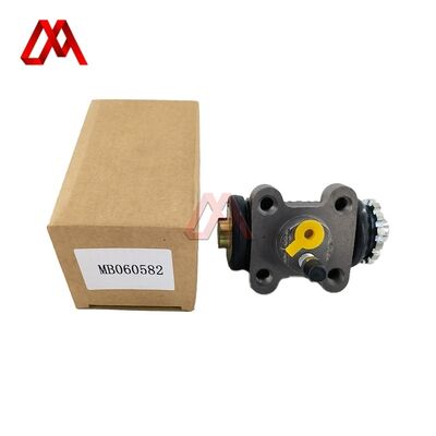 Rear Brake Wheel Cylinder Assembly MB060582 for Mitsubishi FUSO