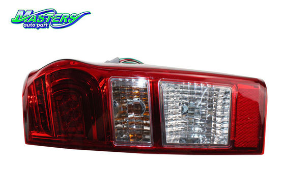 2017 ISUZU DMAX LED چراغ دم قرمز 8982222811 8982222821 89822228212R
